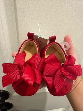 Cat & Jack Red Patent Baby Bow Dress Shoes